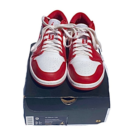 Nike Air Jordan 1 Low - Picture 4 of 13